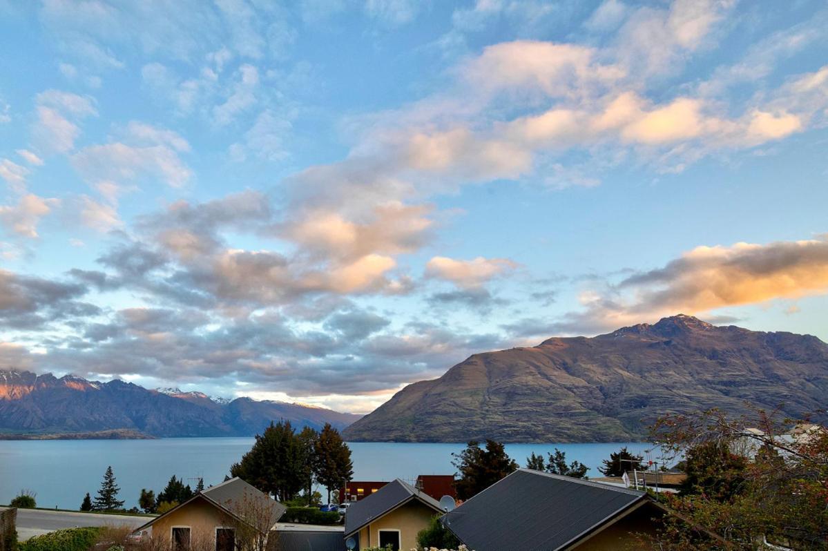 Villa The Twins Queenstown Exterior foto